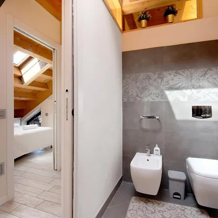 Relax And Happiness Private Jacuzzi Holiday home Perledo
