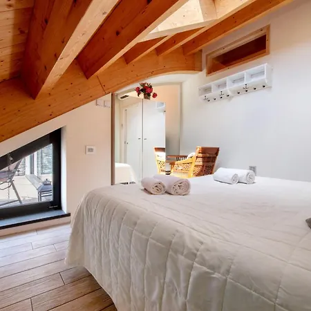 Holiday home Relax And Happiness Private Jacuzzi *