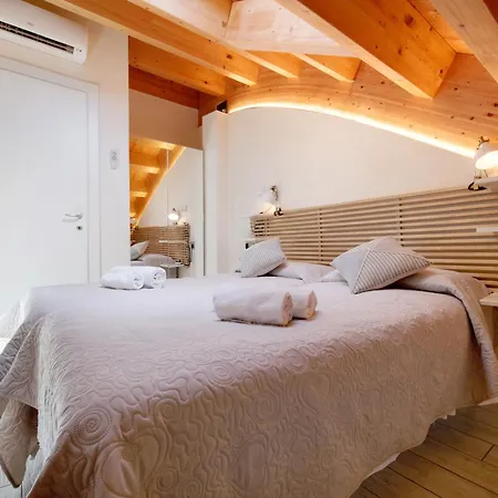 Holiday home Relax And Happiness Private Jacuzzi *