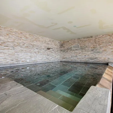 Relax And Happiness Private Jacuzzi * Perledo