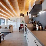 Relax And Happiness Private Jacuzzi Дом отдыха